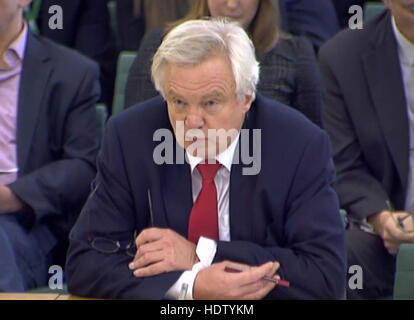 Brexit Secrétaire David Davis fait preuve de la communes de quitter le Comité de l'UE à Portcullis House à Londres. Banque D'Images