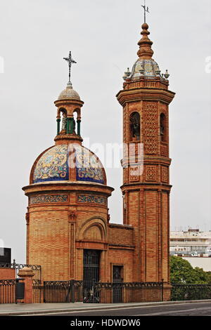 Chapelle d'El Carmen, dans le quartier de Triana de Séville, Espagne - HDR Banque D'Images