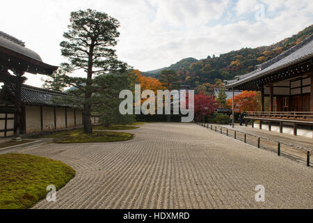 Sable Zen Garden à Tenryu-ji, Kyoto, Japon Banque D'Images