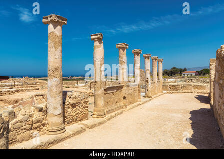 Colonnade antique au Parc archéologique de Paphos, Chypre Banque D'Images