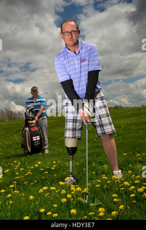 Mobilité golfeur professionnel Andy Gardiner à Banbury Golf Course, Oxfordshire, UK. Banque D'Images