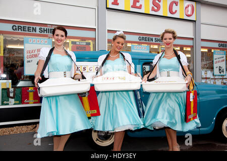 Tesco pop up store Goodwood Revival Banque D'Images