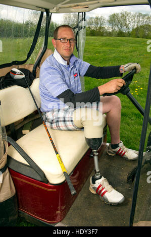 Mobilité golfeur professionnel Andy Gardiner à Banbury Golf Course, Oxfordshire, UK. Banque D'Images