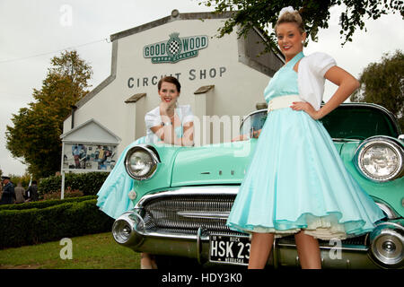 Tesco pop up store Goodwood Revival Banque D'Images