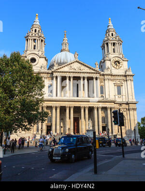 Cathédrale St Paul de Ludgate Hill, London England UK Banque D'Images