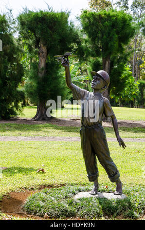 Sculptures dans Na 'Aina Kai Botanical Gardens et parc de sculptures, Kauai, Hawaï. Banque D'Images