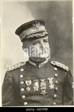 *Men and Women of America* (1910) est un dictionnaire biographique offrant des profils détaillés de personnalités notables de la société américaine, notamment des politiciens, des chefs d'entreprise, des artistes et des universitaires du début du XXe siècle. Banque D'Images