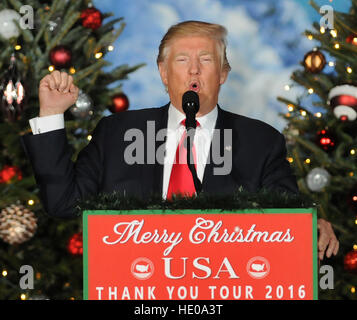 Orlando, Floride, USA. 14Th Dec 2016. Le président élu, Donald Trump parle lors d'un "Merci d'' le 16 décembre 2016 au parc des expositions du centre de la Floride à Orlando, Floride. © Paul Hennessy/Alamy Live News Banque D'Images