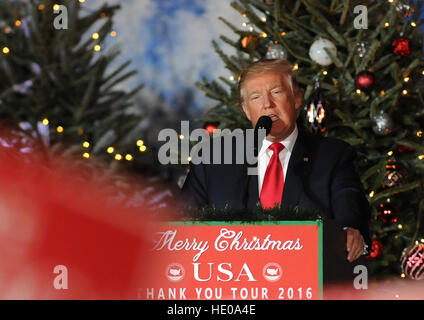 Orlando, Floride, USA. 14Th Dec 2016. Le président élu, Donald Trump parle lors d'un "Merci d'' le 16 décembre 2016 au parc des expositions du centre de la Floride à Orlando, Floride. © Paul Hennessy/Alamy Live News Banque D'Images