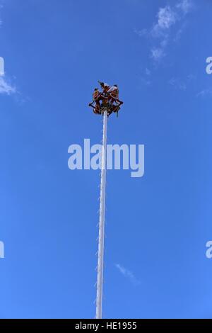 Voladores, le bungee jumpers du Mexique Banque D'Images