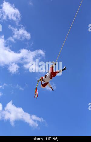 Voladores, le bungee jumpers du Mexique Banque D'Images