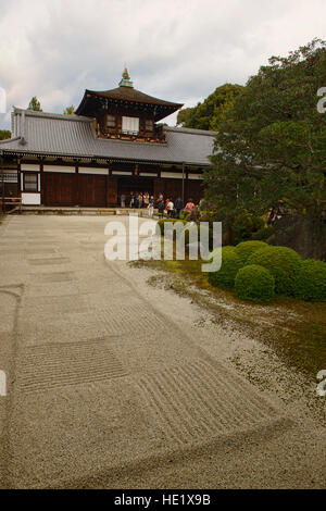 Sable Zen jardin de Temple Tofuku-ji, Kyoto, Japon Banque D'Images