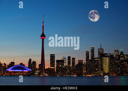 Une Lune croissante au Canada, Toronto Banque D'Images