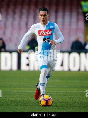 Naples, Italie. Dec 18, 2016. Jose Callejon au cours de la Serie A italienne, match de foot entre SSC Napoli et Turin au stade San Paolo à Naples, Italie, 18 décembre 2016 © agnfoto/Alamy Live News Banque D'Images