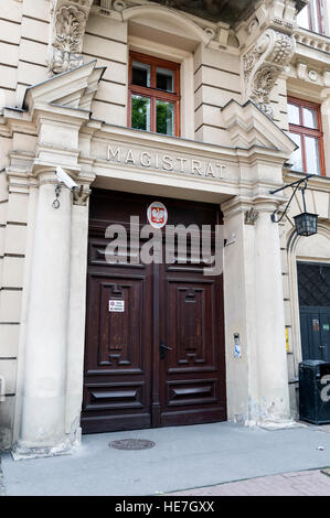 La Cour des magistrats en place des Héros du Ghetto rue Limanowskiego à Cracovie, Pologne. En 1941, ce bâtiment était le conseil juif, fondée et Banque D'Images