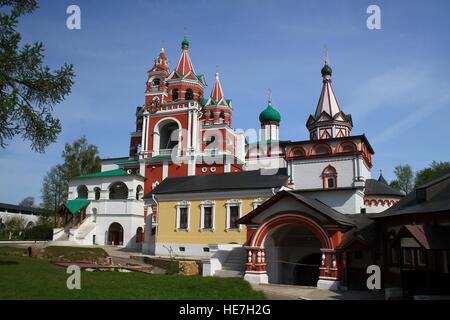 Temples et églises. Savvino Storozhevsky monastère. La Russie, dans la région de Moscou, Zvenigorod Banque D'Images