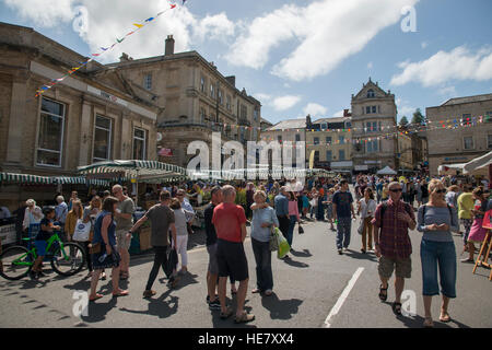 Marché du dimanche à Frome Somerset, rue principale Banque D'Images