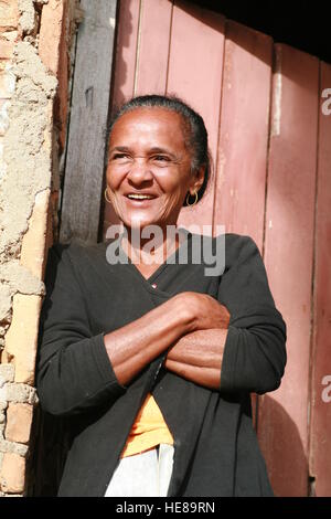 Vieille Femme, Trinidad, Sancti-Spiritus Province, Cuba, l'Amérique latine Banque D'Images