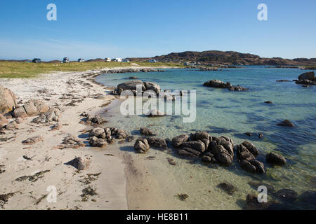 Isle of Mull Ecosse belle plage à Fidden écossais près de Iona le sable blanc mer bleu clair Banque D'Images