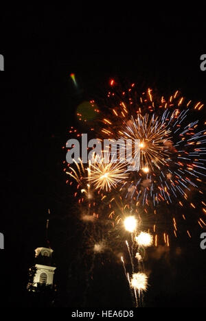 Une Independance Day Parade et feu d'artifice ont eu lieu au centre-ville de Dover, Delaware, le 4 juillet. Douvres est la capitale du Delaware et la maison à Dover Air Force Base, une base de transport de l'Air Mobility Command qui a un escadron de C-5 Galaxy et C-17 Globemaster III. Banque D'Images