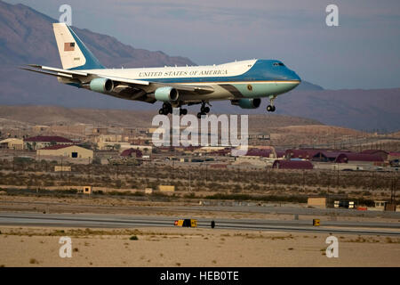 Air Force One (21 août 2012, à Nellis Air Force Base, Nevada le VC-25A, Air Force One, est une version modifiée du Boeing 747 qui transporte le président des États-Unis. Banque D'Images