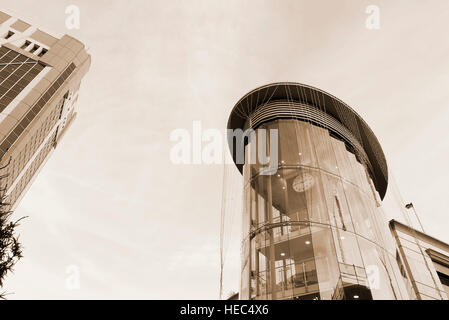 Tour de l'horloge et Blackburn shopping mall Banque D'Images