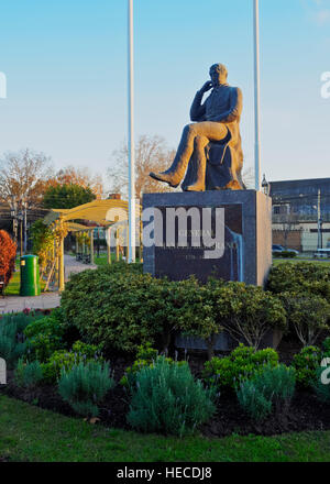 Argentine, Province de Buenos Aires, Tigre, vue sur le Monument General Manuel Belgrano devant le Musée Municipal des Beaux-Arts Banque D'Images