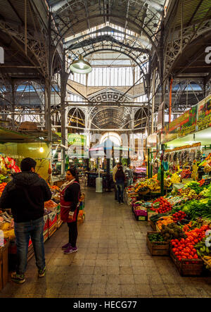 Argentine, Province de Buenos Aires, Ville de Buenos Aires, en vue de l'intérieur du marché de San Telmo. Banque D'Images