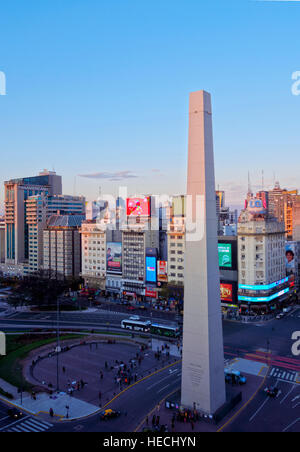 Argentine, Province de Buenos Aires, Ville de Buenos Aires, l'Avenue 9 de Julio, la Plaza de la Republica et l'obélisque de Buenos Aires Banque D'Images