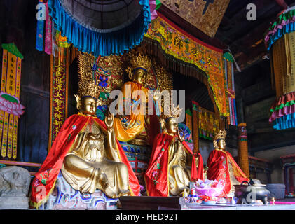 Taihuai : Wutai Shan, l'une des quatre montagnes sacrées du bouddhisme en Chine ; Temple Xiantong ; Grand Hall Manjusri, Shanxi, Chine Banque D'Images