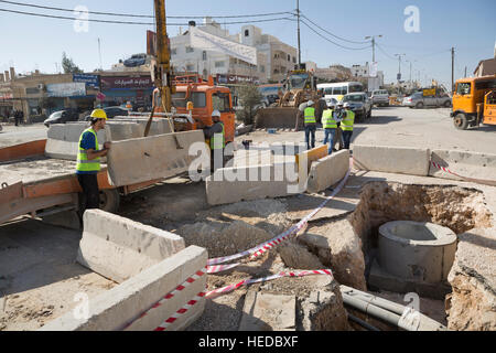 La construction urbaine de flottaison à Aqaba, Jordanie. Banque D'Images