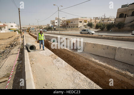 La construction urbaine de flottaison à Aqaba, Jordanie. Banque D'Images