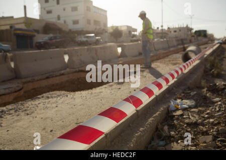 La construction urbaine de flottaison à Aqaba, Jordanie. Banque D'Images