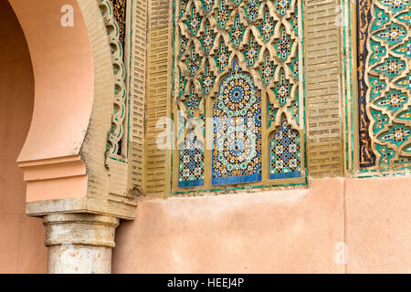 La porte Bab Mansour (1732), Meknès, Maroc Banque D'Images