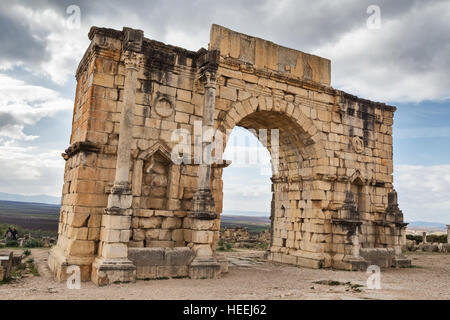 L'Arc de Caracalla, ruines romaines, Volubilis, Maroc Banque D'Images