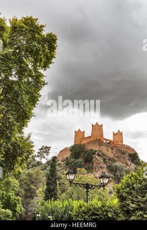 Vue du jardin de l'Ain Asserdoun à la Kasbah Ras el-Ain, Beni Mellal, Maroc, Riad Ain Asserdoun Banque D'Images