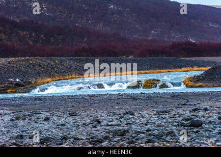 Vues sur les plaines côtières près de Borgarnes, à l'ouest de l'Islande. Cette zone est au nord-est de Reykjavik. Banque D'Images