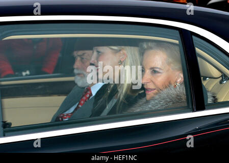 Le prince et la princesse Michael de Kent avec leur fille de lady Gabriella Windsor arrivant pour le déjeuner de Noël de la Reine à Buckingham Palace, Londres. Banque D'Images