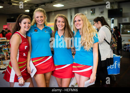 L'enseignement universitaire UK : Freshers week events à l'Université d'Aberystwyth - premier cycle sur le campus - Septembre 2016 Banque D'Images