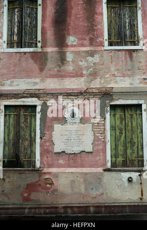 Full Frame shot of weathered house, Burano, Venise, Vénétie, Italie Banque D'Images