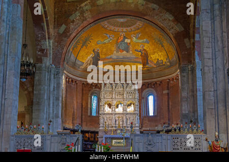 L'Arche de Saint Augustine d'Hippo, dans le presbytère de la Basilique de San Pietro in ciel d'Oro à Pavie, Italie. Banque D'Images