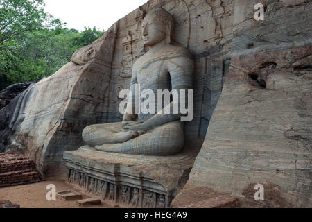 Bouddha assis, Gal Vihara, ville sacrée, Polonnaruwa, Sri Lanka, Banque D'Images