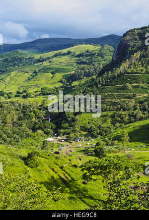 Le Brésil, l'État de Minas Gerais, Heliodora, paysage de montagne. Banque D'Images