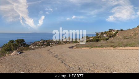 Sentier de randonnée qui surplombe la côte de Laguna Beach Laguna dans le désert de la Californie, aux États-Unis Banque D'Images