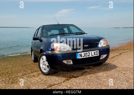 2002 Ford Fiesta mk5 petite voiture à hayon Banque D'Images