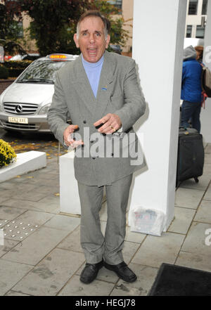 La Heritage Foundation fête annuelle et le dîner en l'honneur du décès de Sir Alec Guinness avec une plaque bleue avec : Glen M Ford Où : London, Royaume-Uni Quand : 20 Nov 2016 Banque D'Images