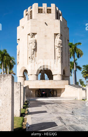 Mausolée de Jose Marti dans le cimetière de Santa Ifigenia, Santiago de Cuba, Cuba Banque D'Images