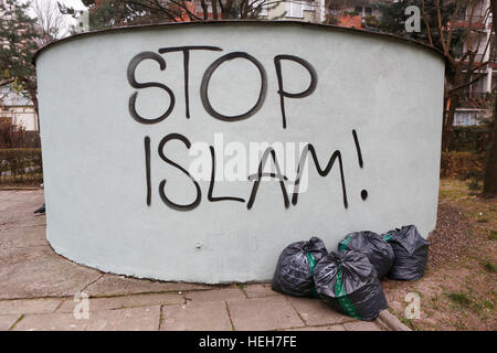 Cracovie, Pologne, le 26 novembre 2015, Islam et anti graffiti ISIS à Cracovie Banque D'Images