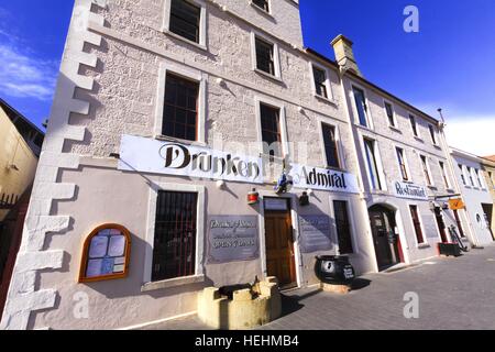 Façade extérieure du pub Restaurant and Bar Building dans le port de Hobart, Tasmanie Banque D'Images