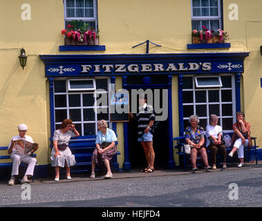 Fitzgerald's Pub à Avoca, comté de Wicklow, en Irlande. Banque D'Images